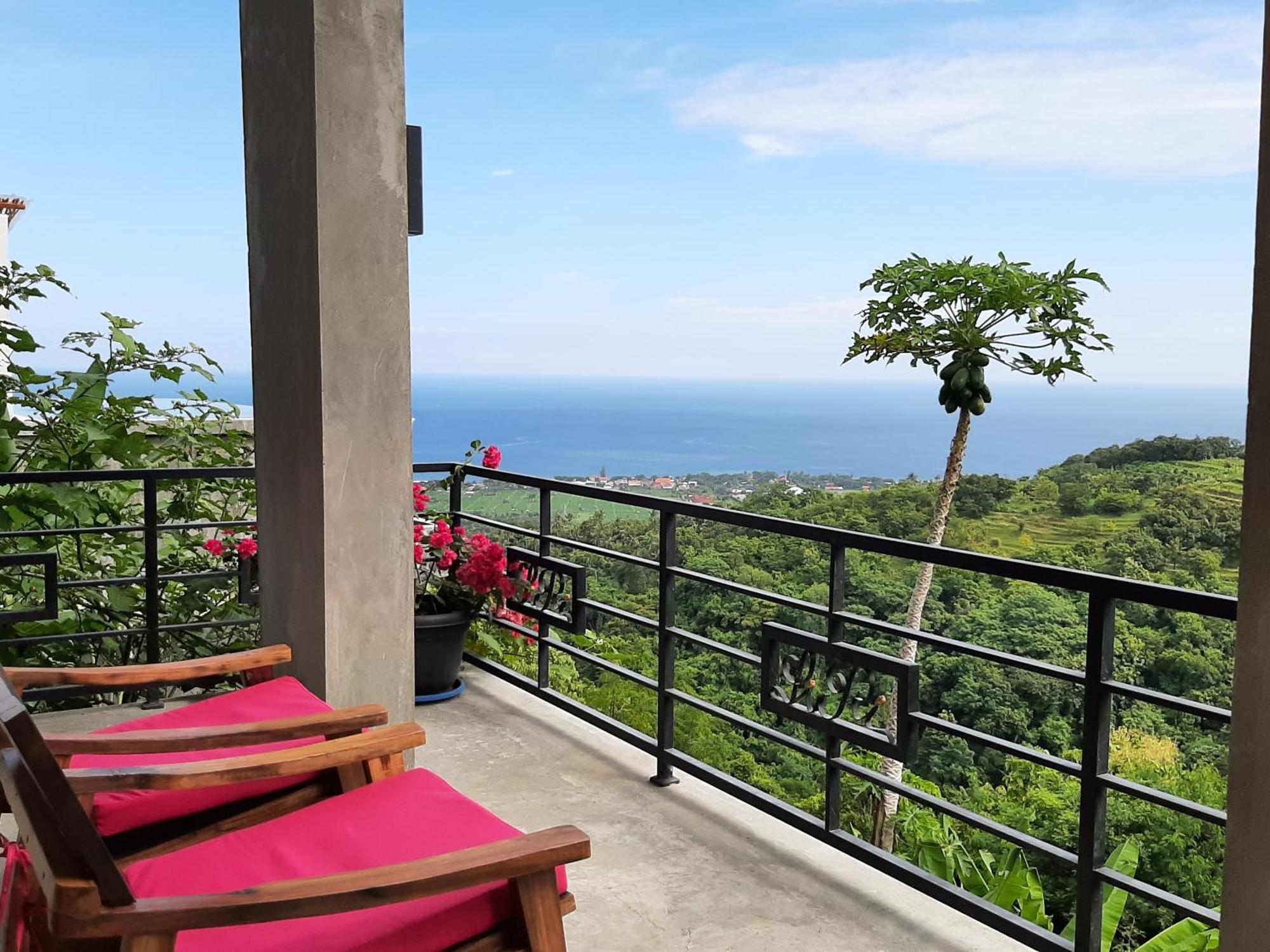 Liri Villa - Ocean, Hills, Valley View โลวินา ภายนอก รูปภาพ