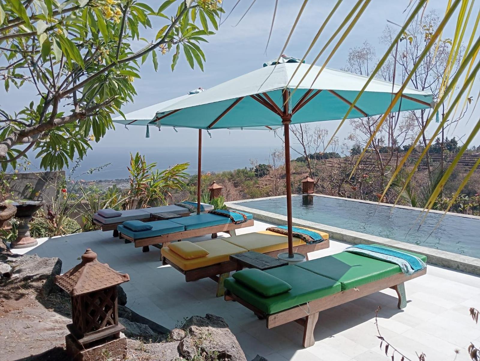 Liri Villa - Ocean, Hills, Valley View โลวินา ภายนอก รูปภาพ