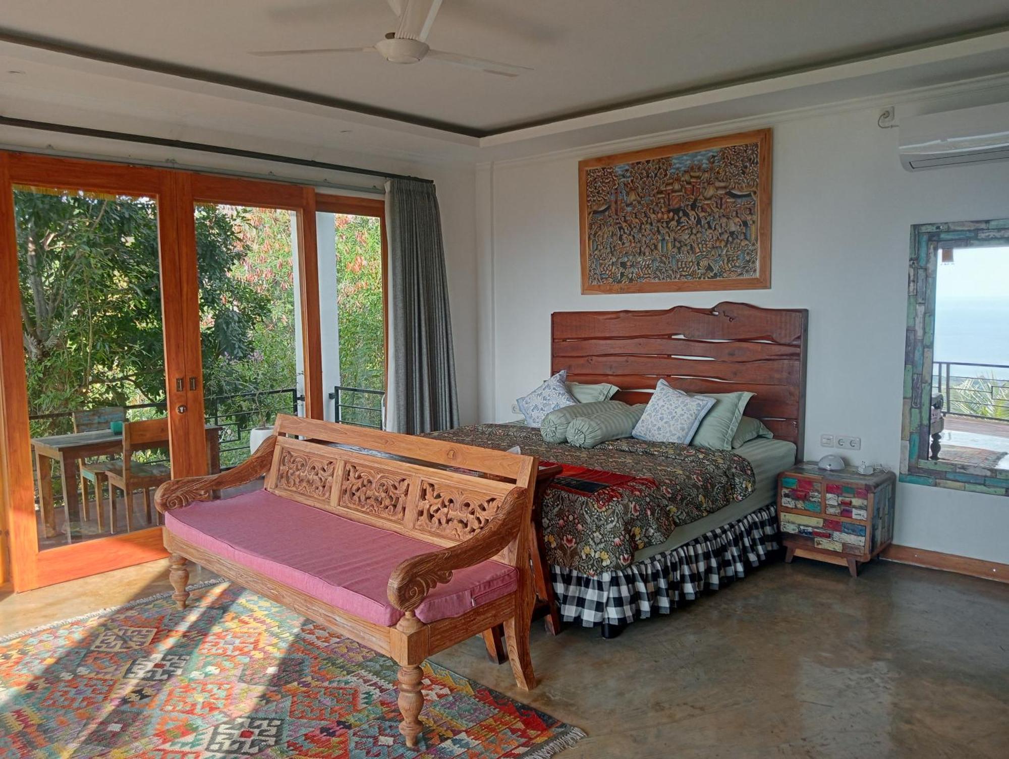 Liri Villa - Ocean, Hills, Valley View โลวินา ภายนอก รูปภาพ