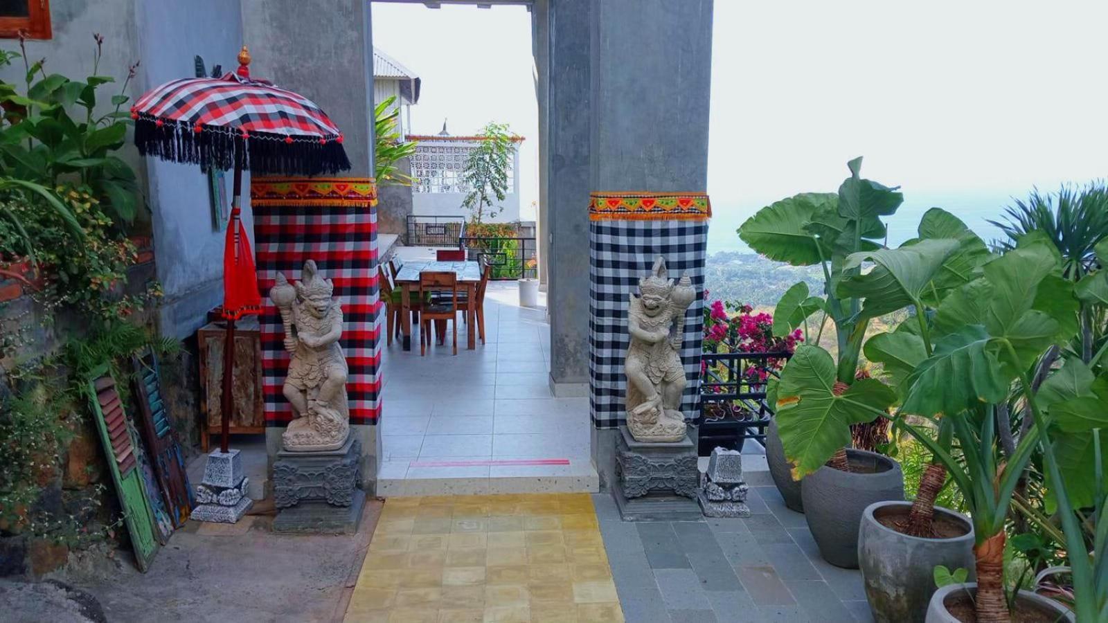 Liri Villa - Ocean, Hills, Valley View โลวินา ภายนอก รูปภาพ